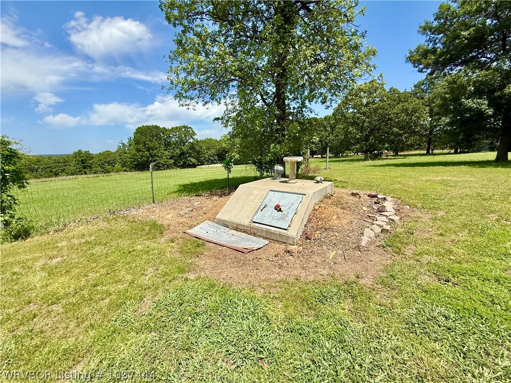 main property photo 23