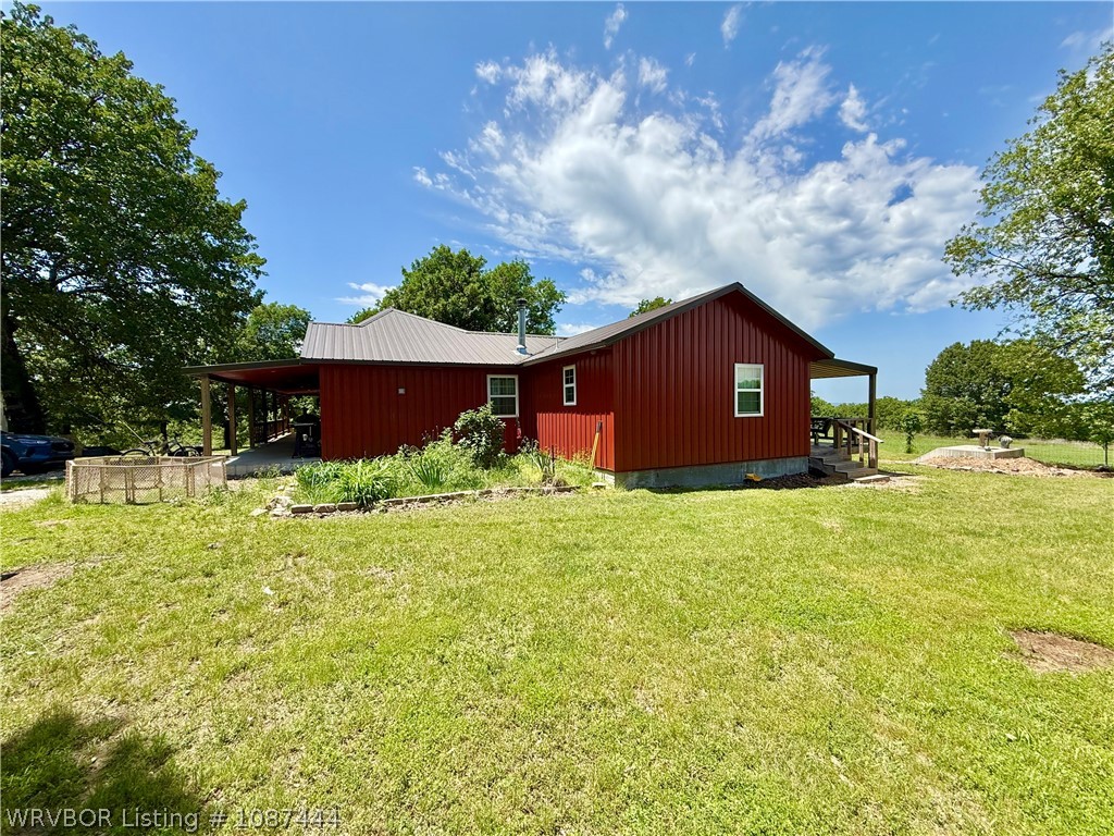main property photo 28