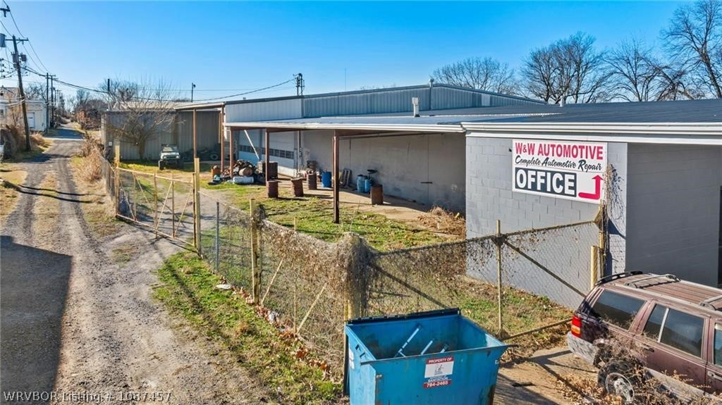main property photo 5