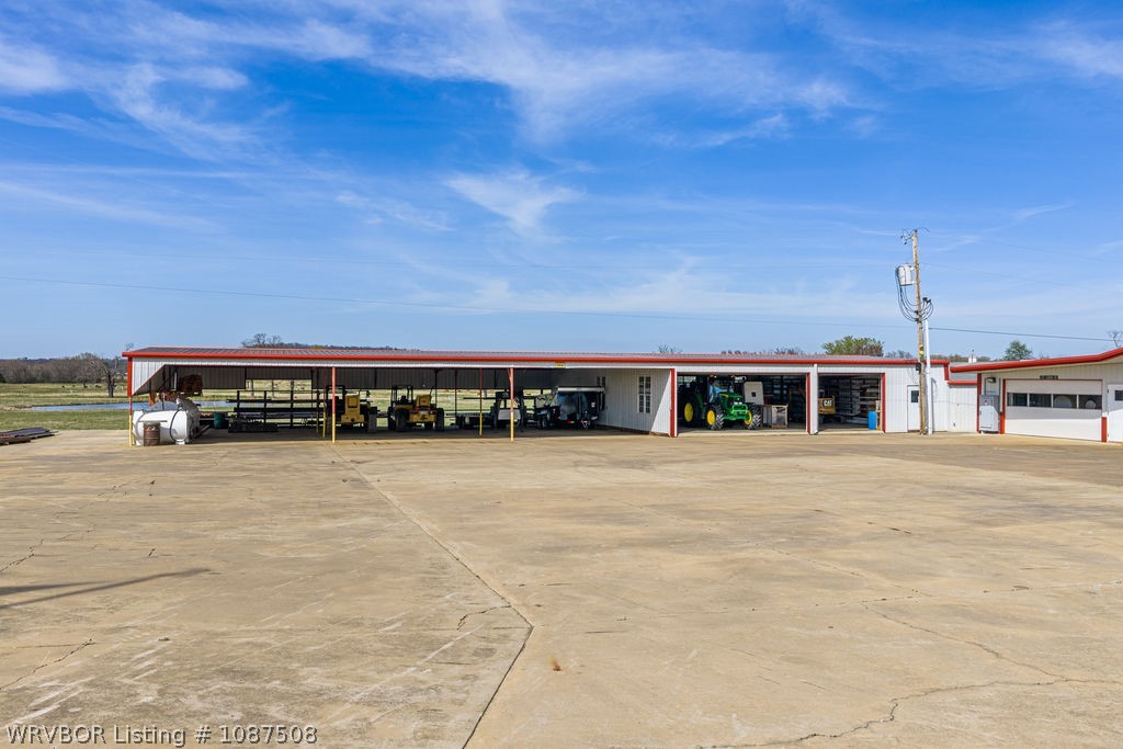 main property photo 14