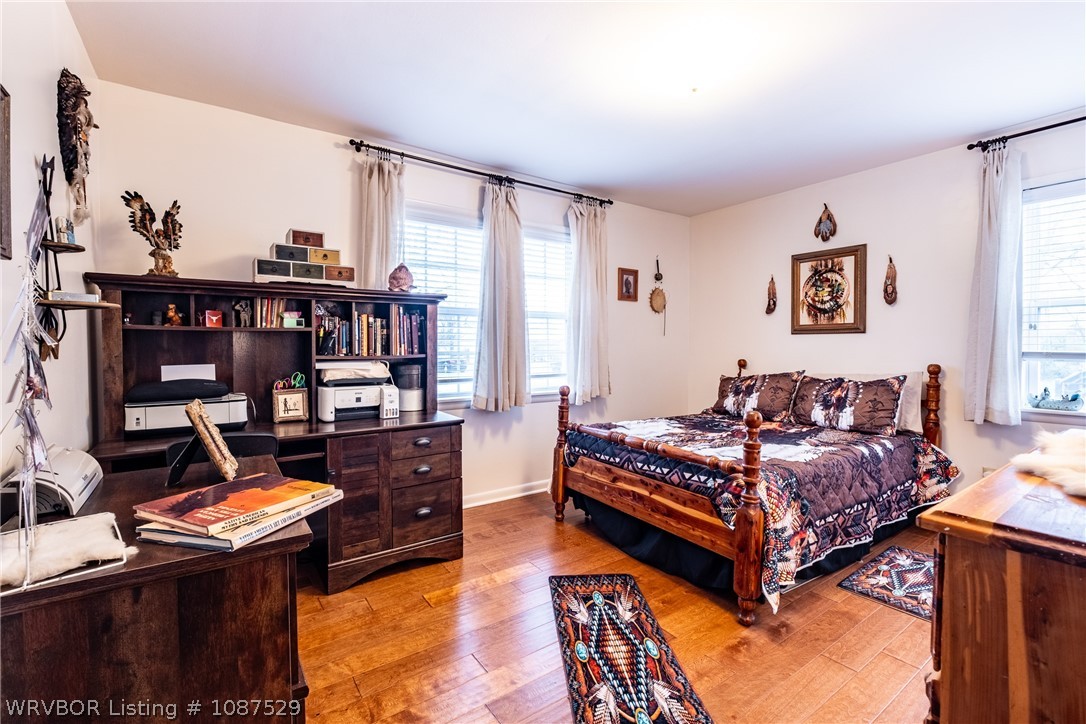 main property photo 14