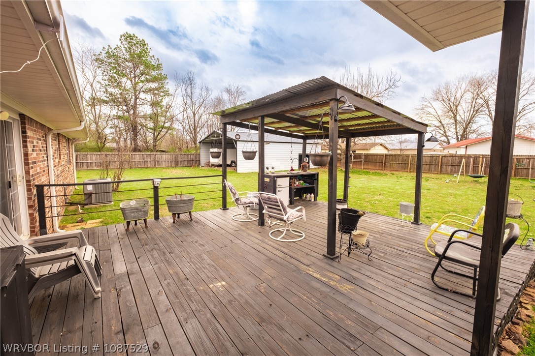 main property photo 24