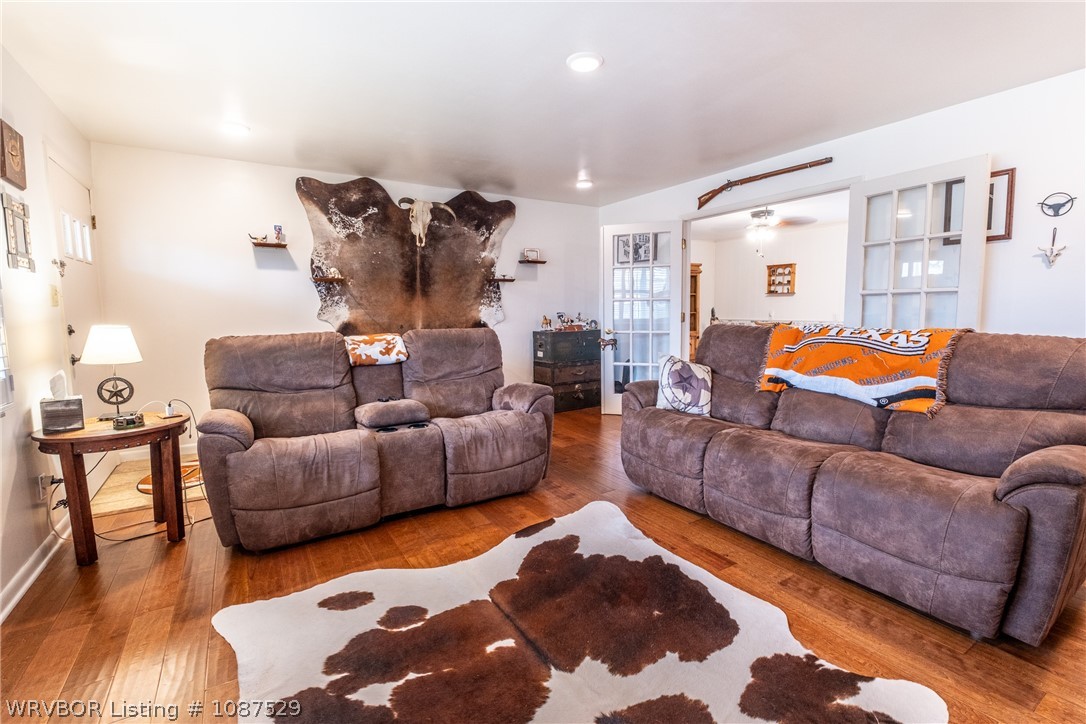 main property photo 4