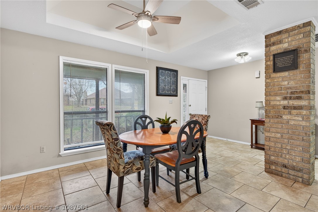 property viewer photo 3