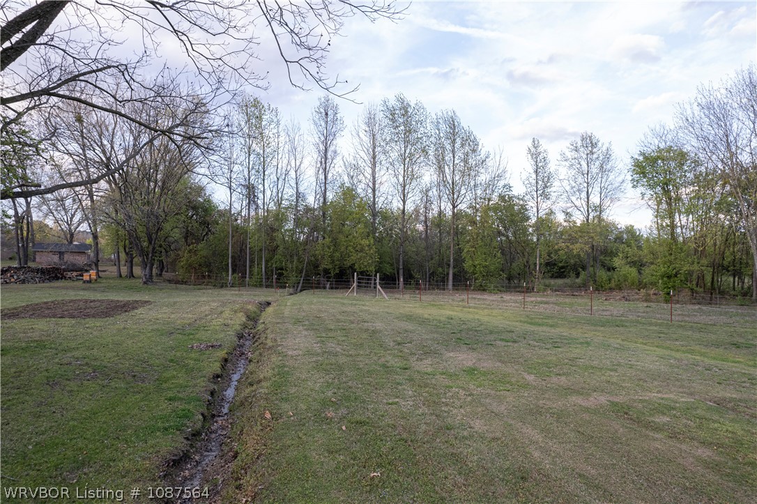 main property photo 29