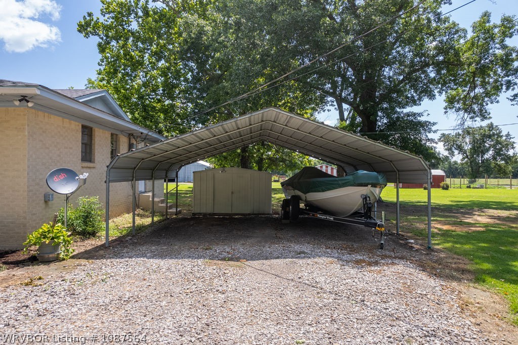 main property photo 39