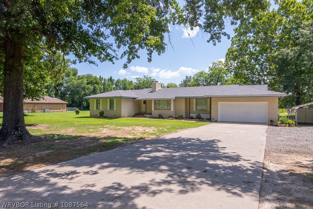 main property photo 48