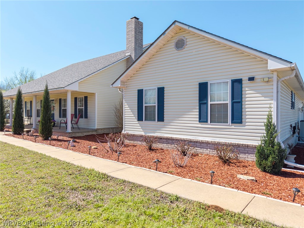 main property photo 6