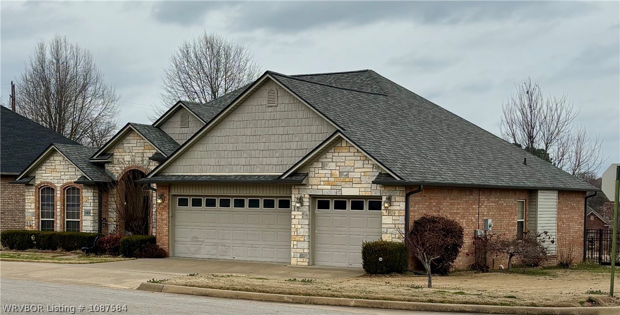 property viewer photo 2