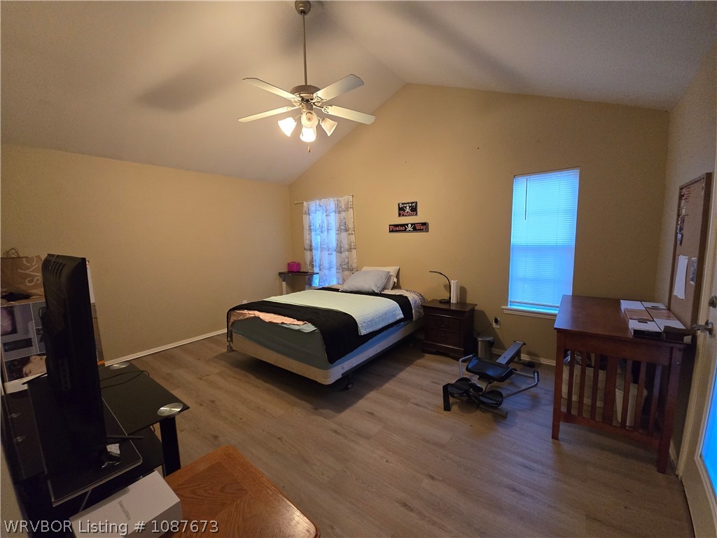main property photo 3