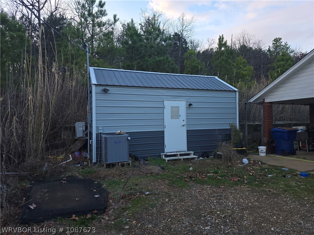 main property photo 9