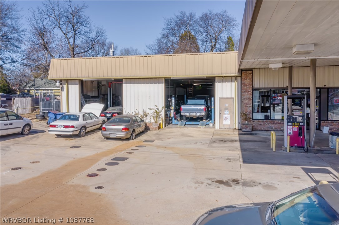 main property photo 2
