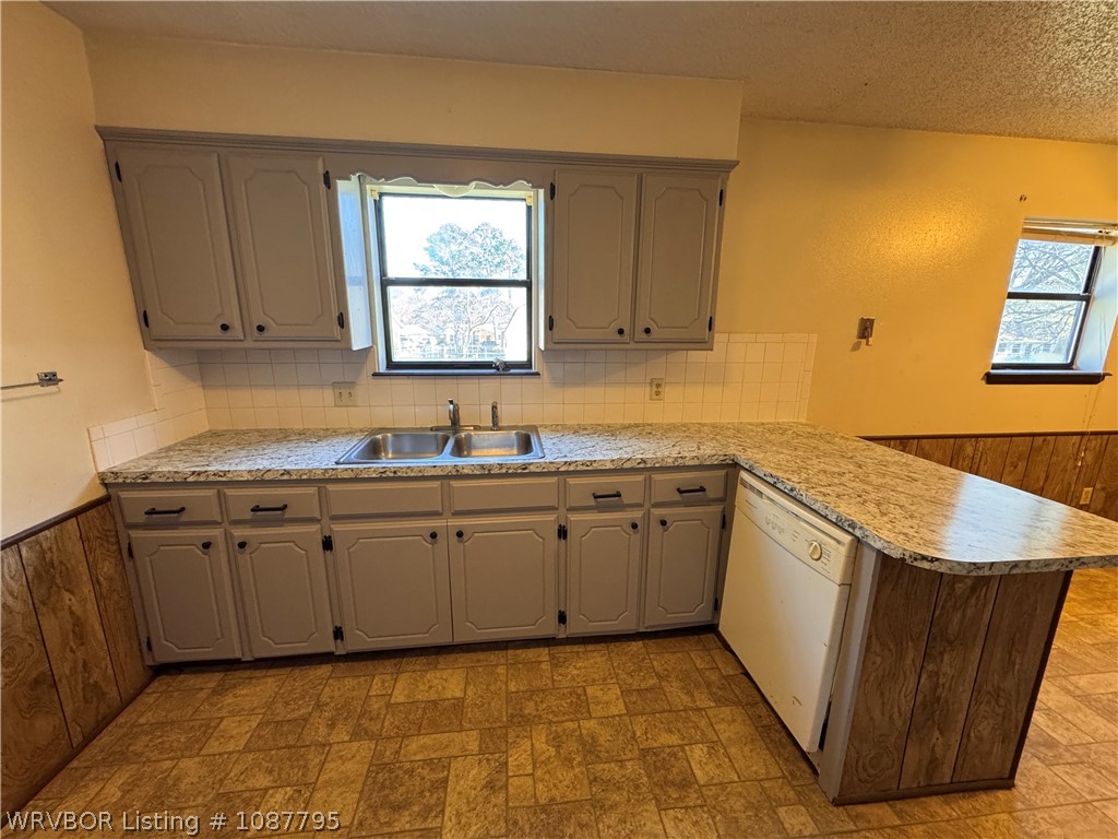 property viewer photo 15