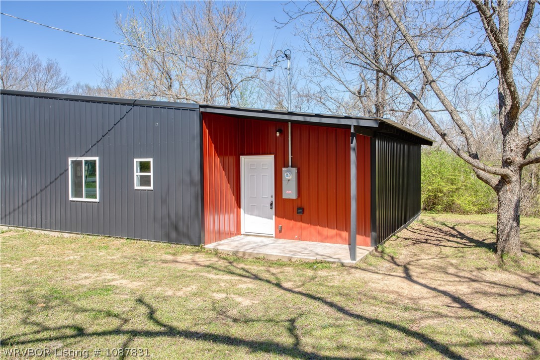 main property photo 22