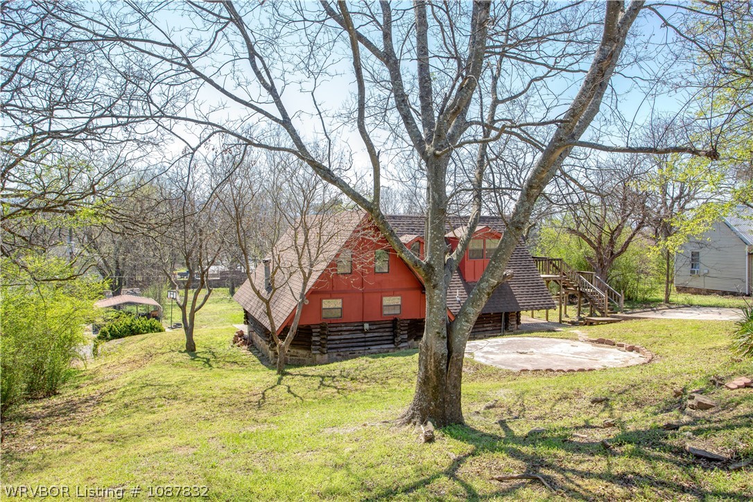main property photo 23
