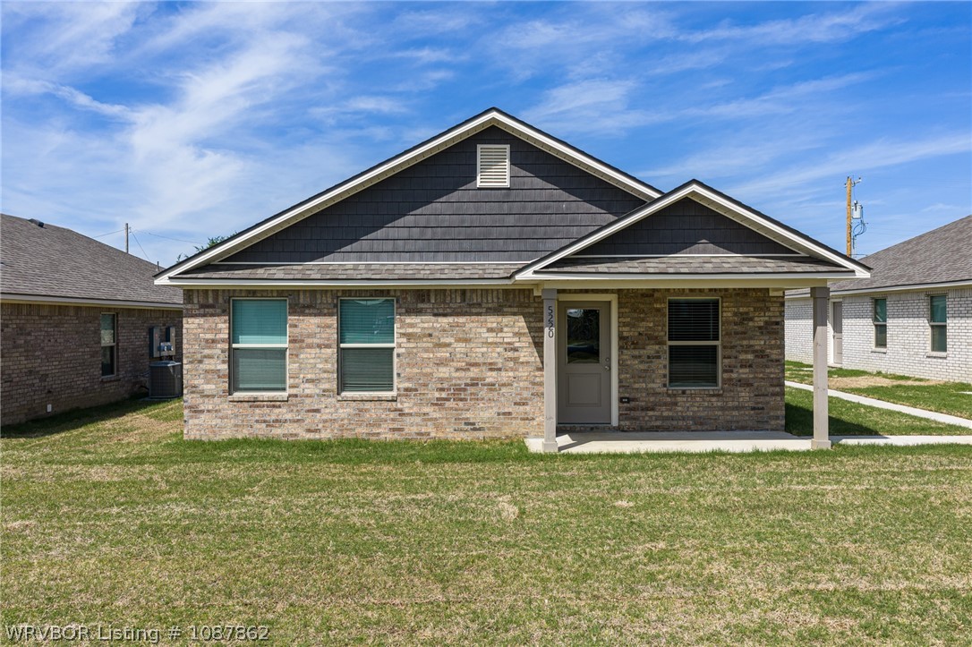 main property photo 18