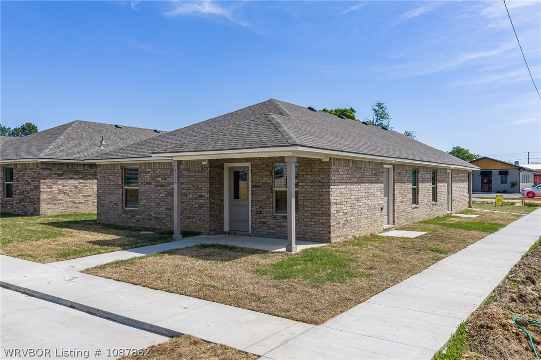 main property photo 27