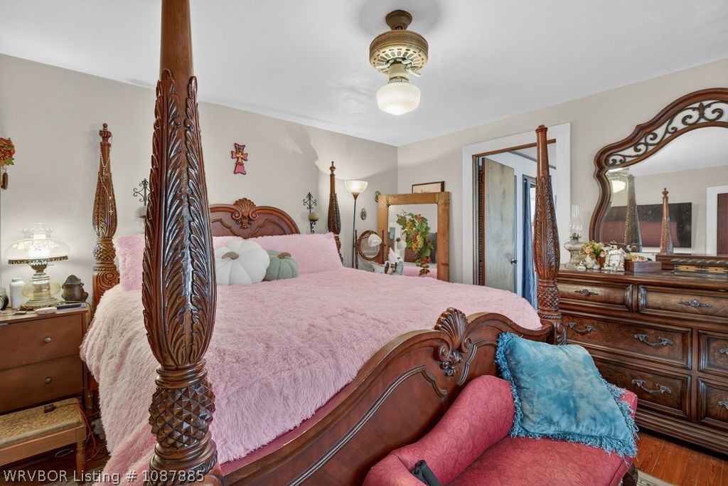 main property photo 18