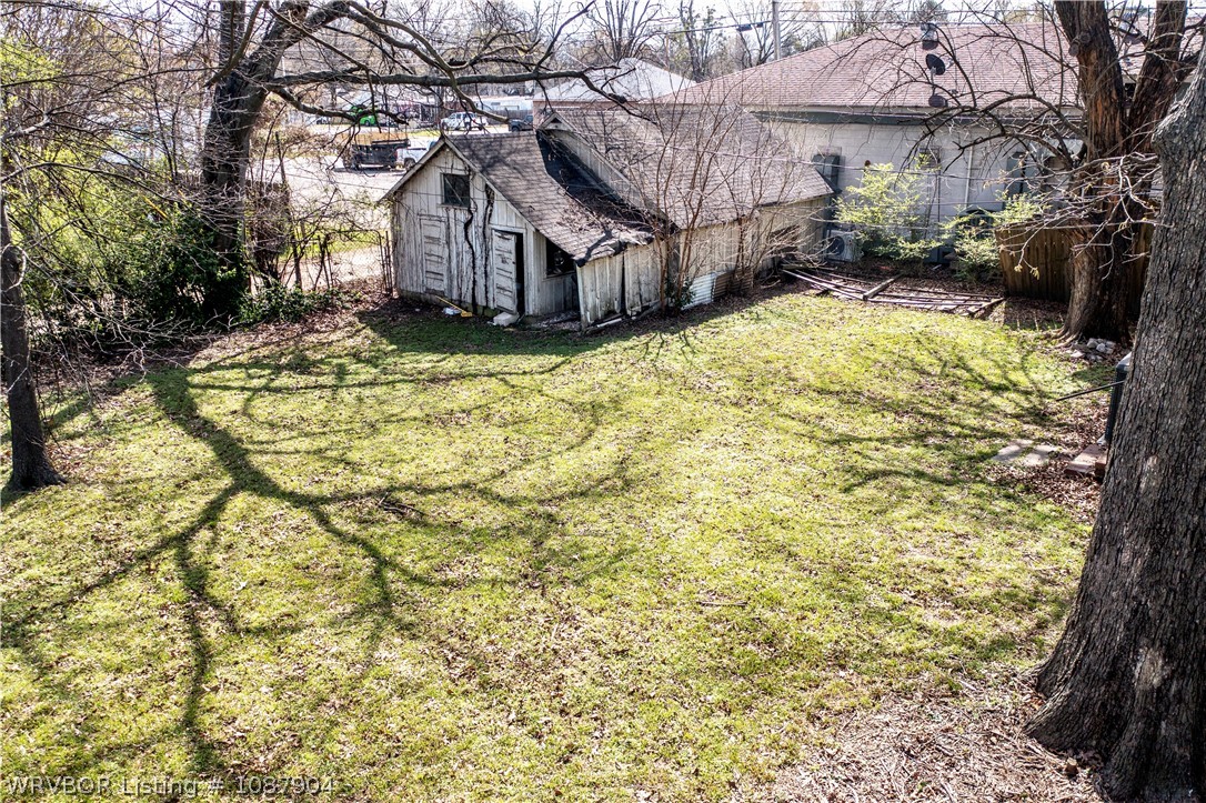 main property photo 19