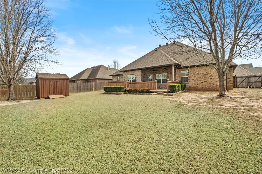 main property photo 38