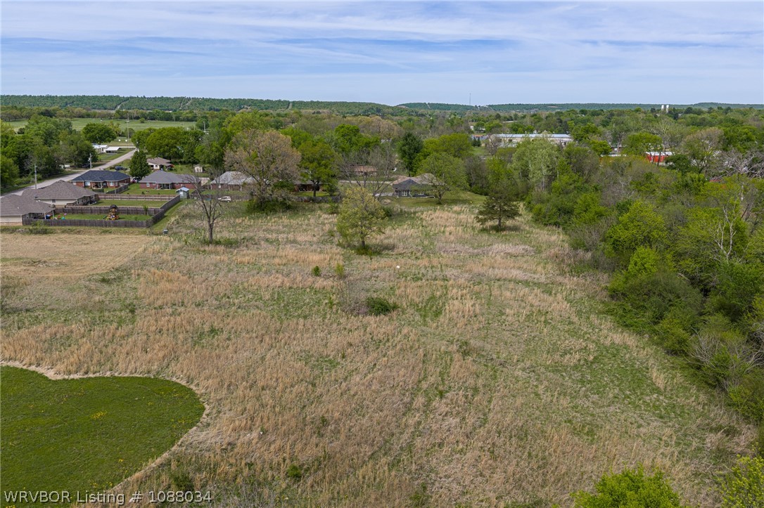 main property photo 28