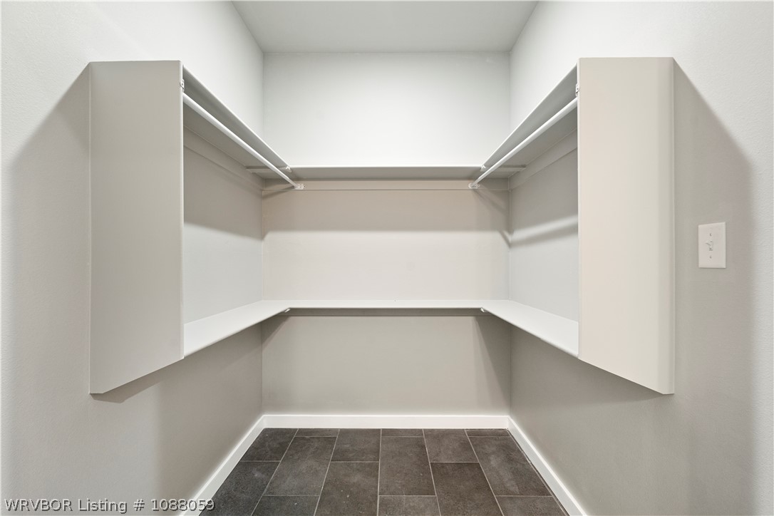 property viewer photo 16
