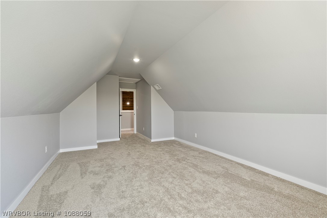 property viewer photo 26
