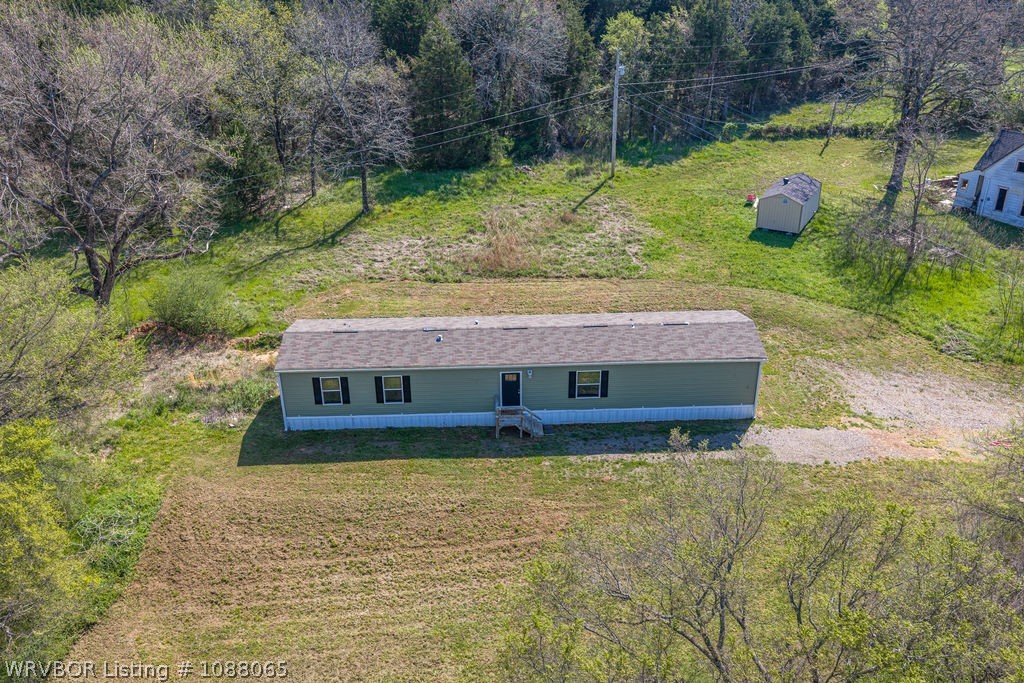 main property photo 40