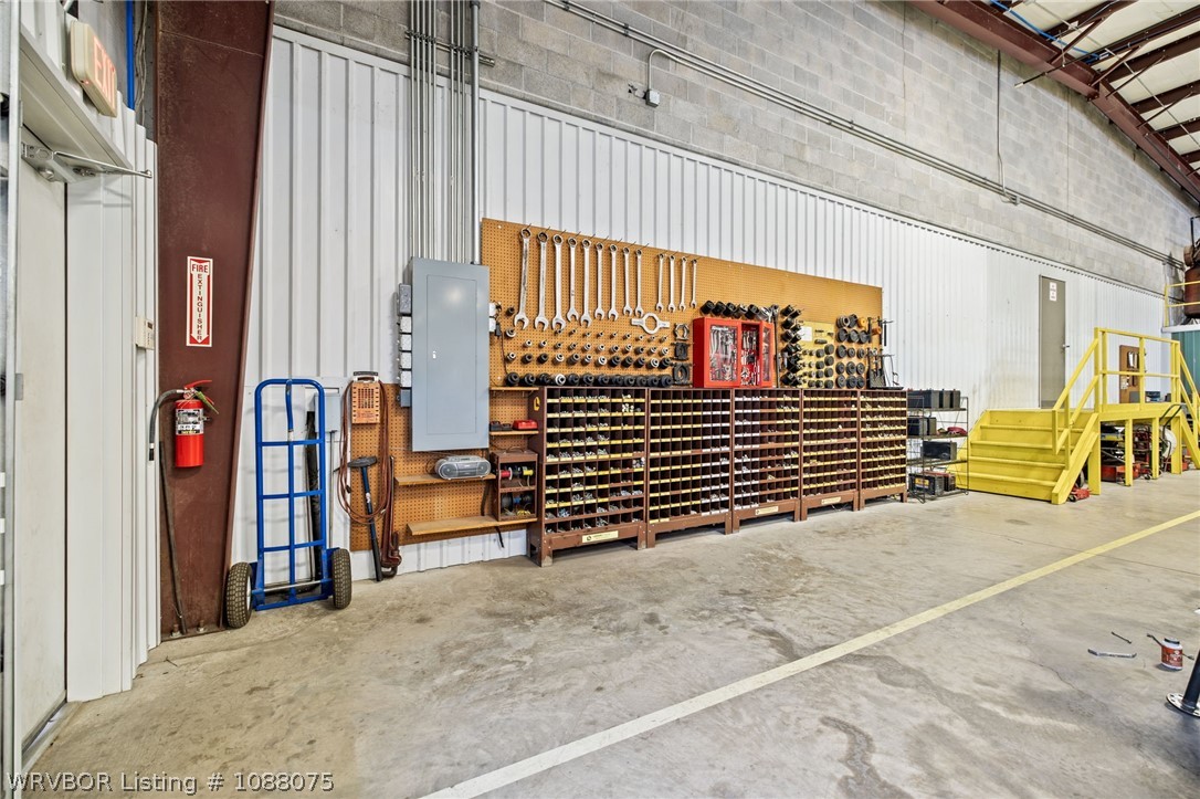 main property photo 20