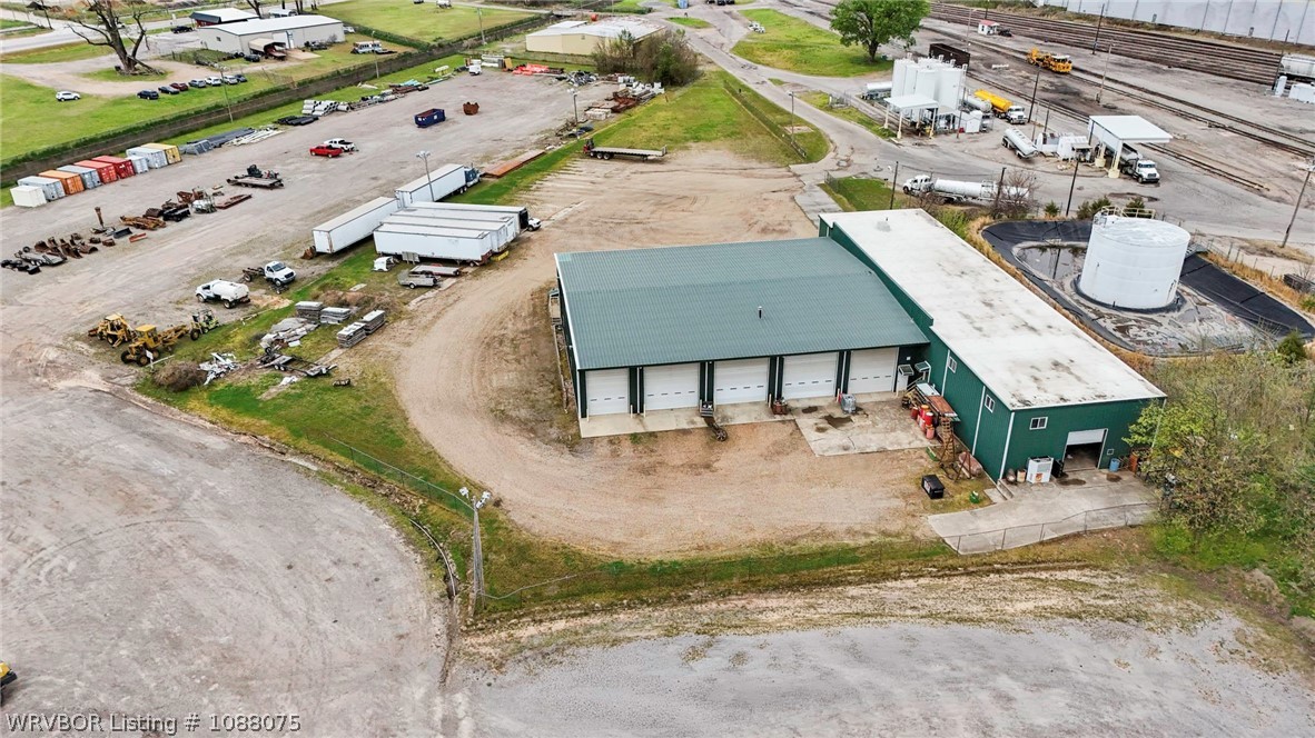 main property photo 37