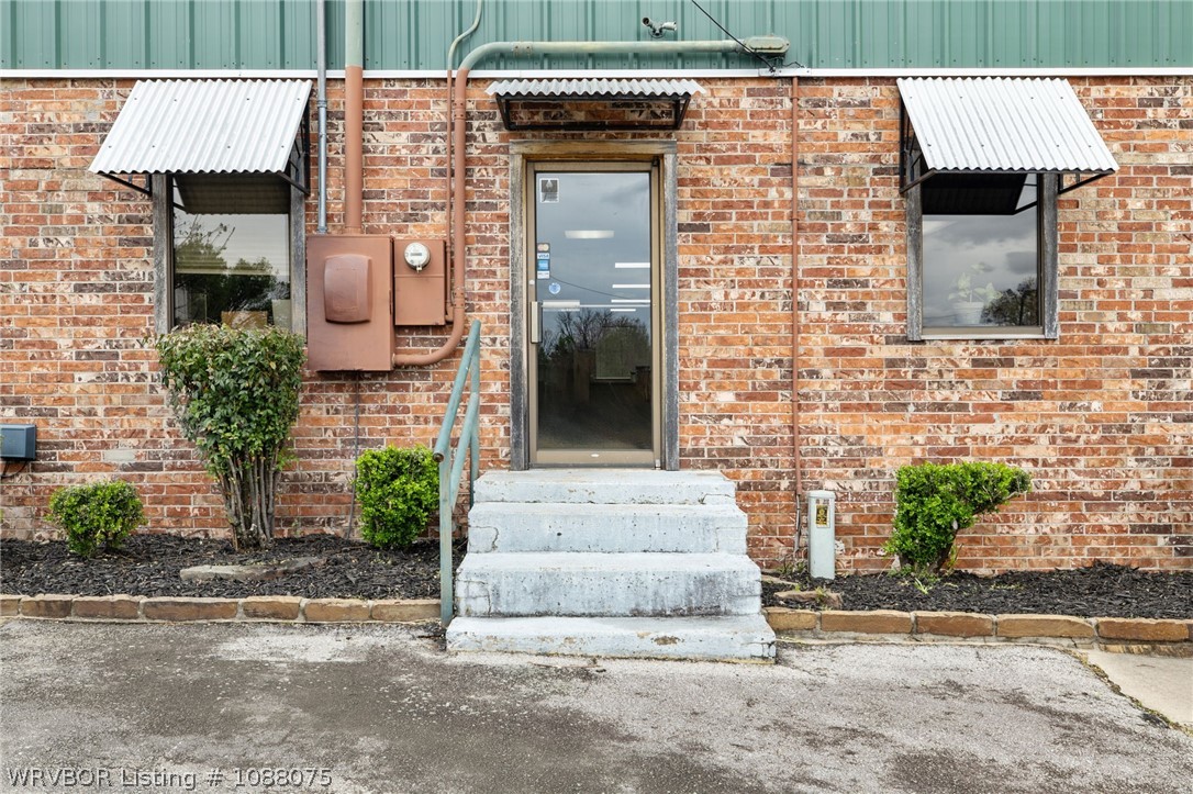 main property photo 7