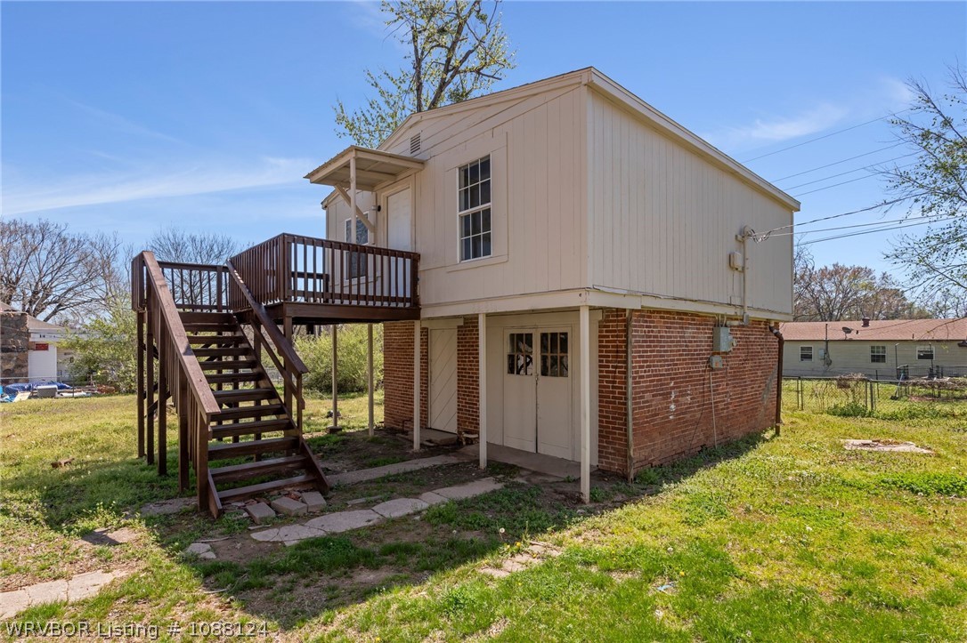 main property photo 17