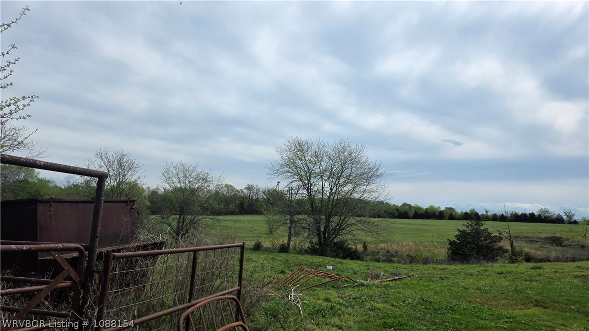 main property photo 9