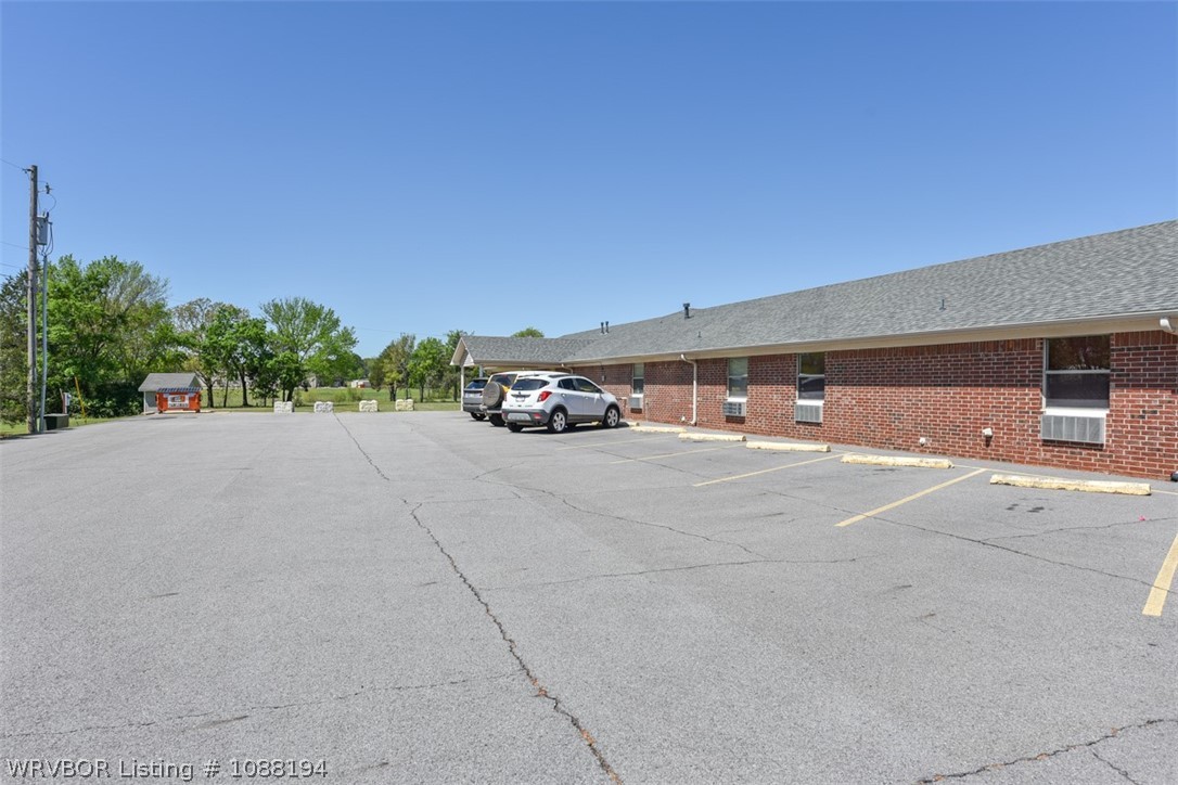 main property photo 6