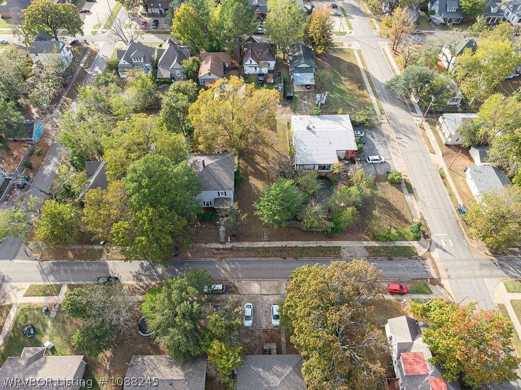 main property photo 11