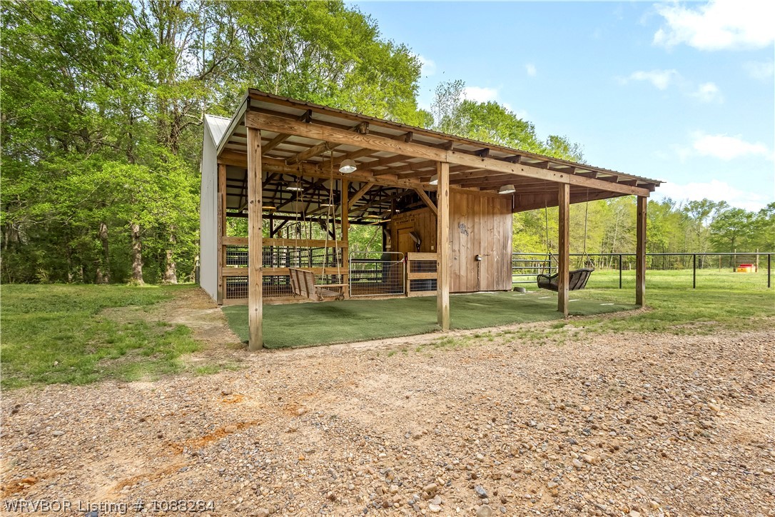 main property photo 35