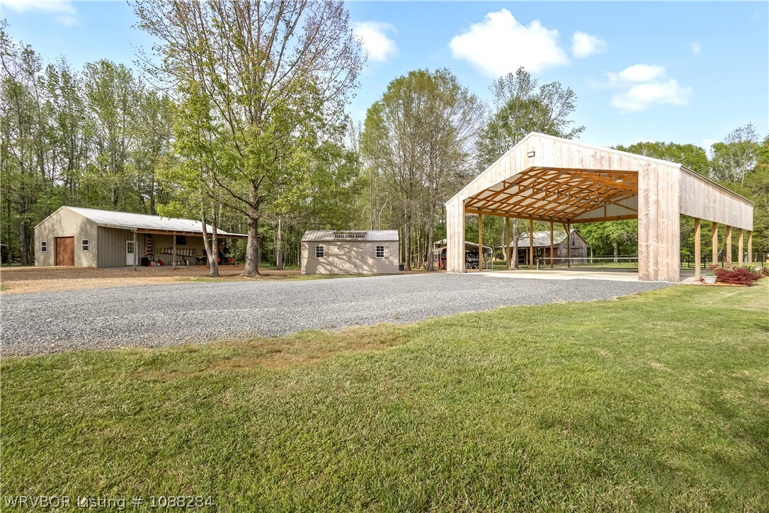 main property photo 37