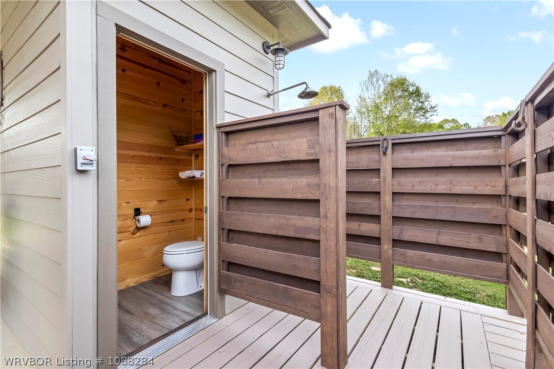 main property photo 39