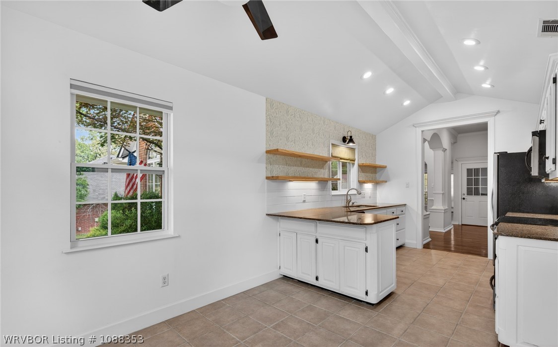 property viewer photo 16