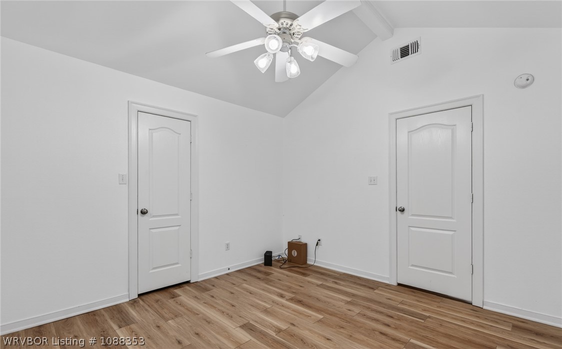 property viewer photo 24