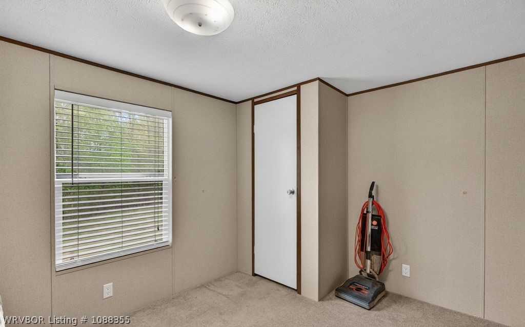 property viewer photo 17