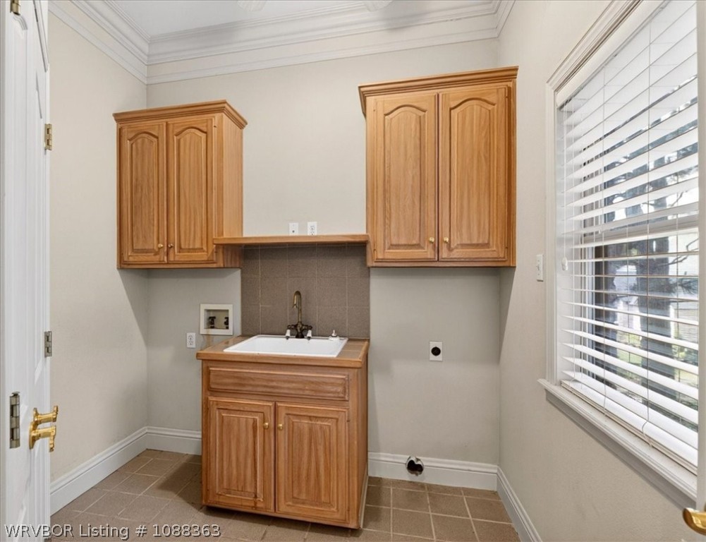 main property photo 50