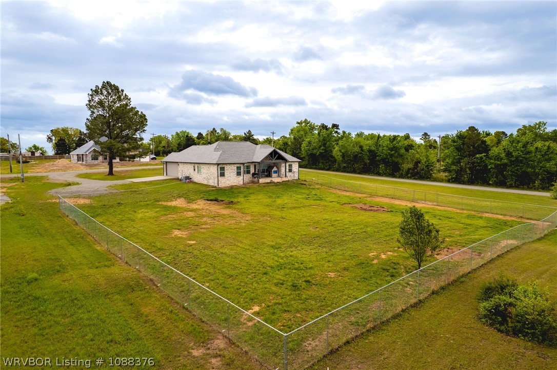 main property photo 8