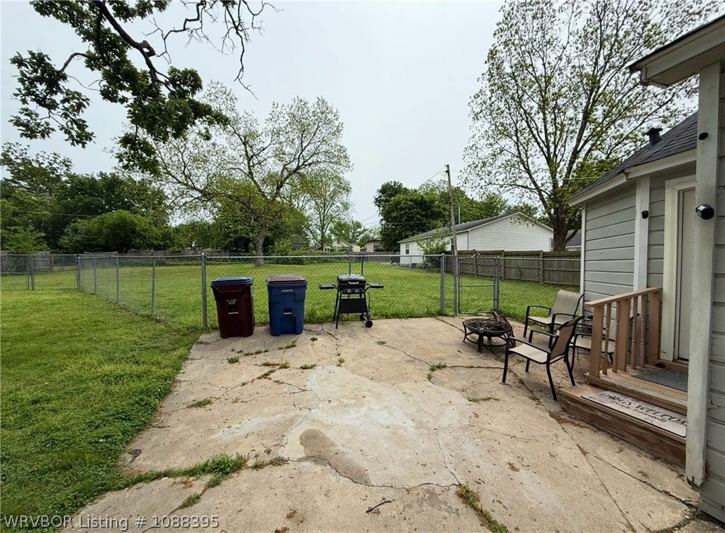 main property photo 43