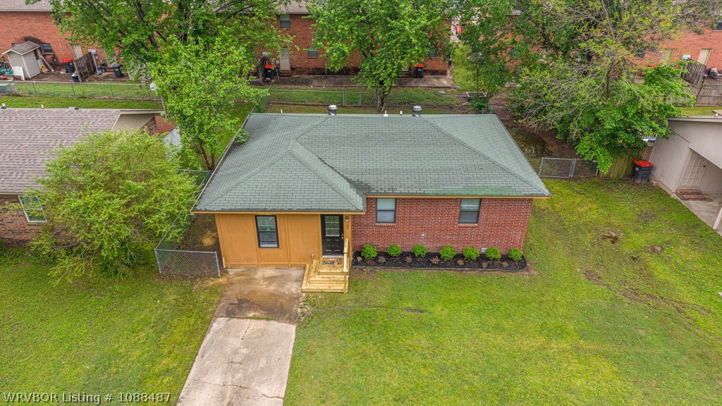 main property photo 41