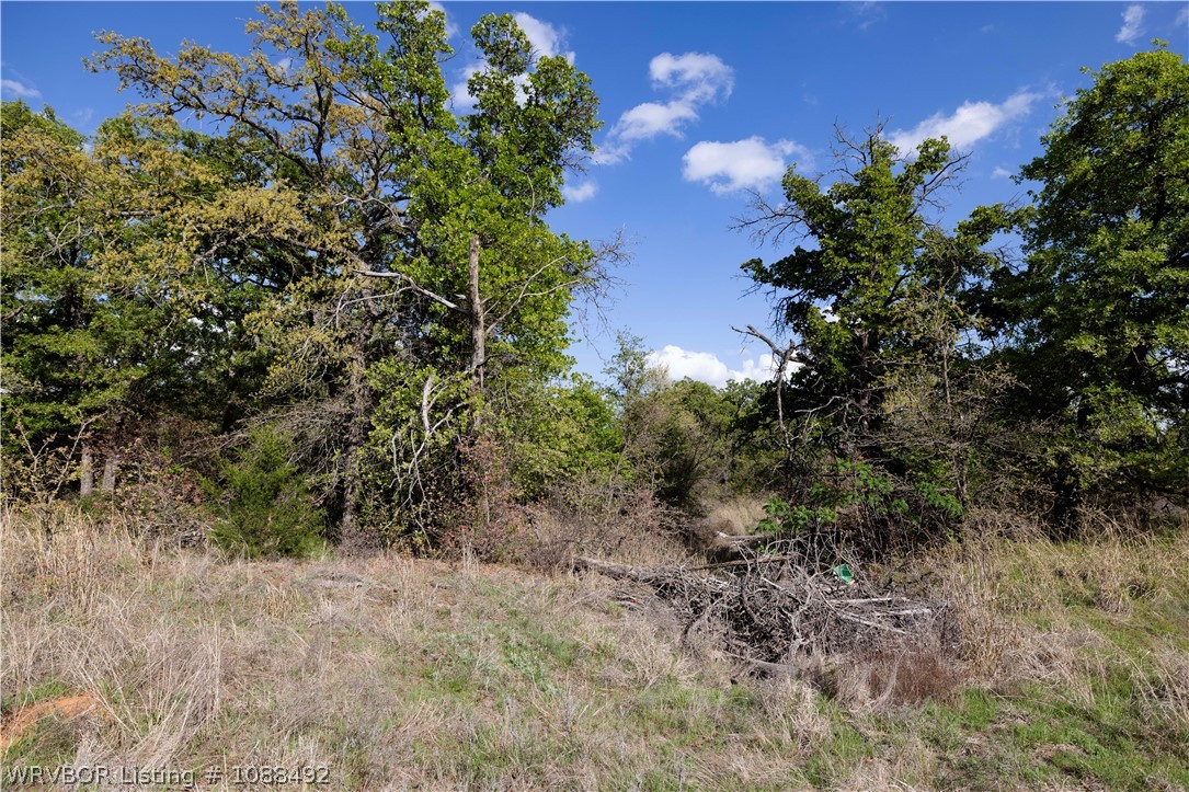 main property photo 18