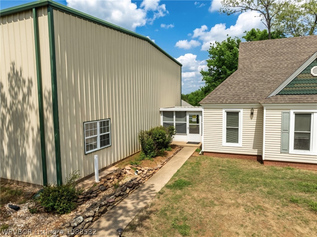 main property photo 8