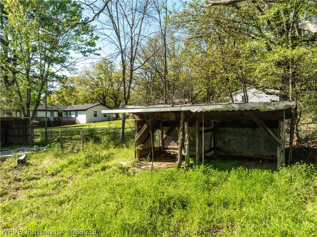 main property photo 37