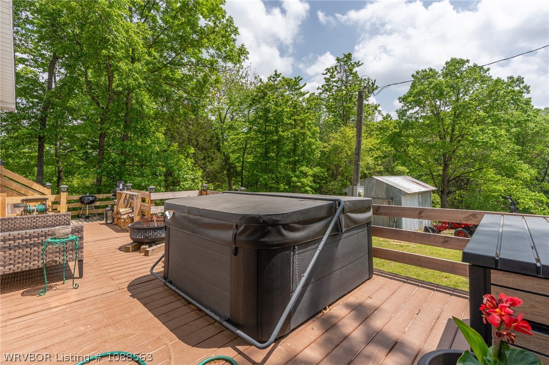 main property photo 32
