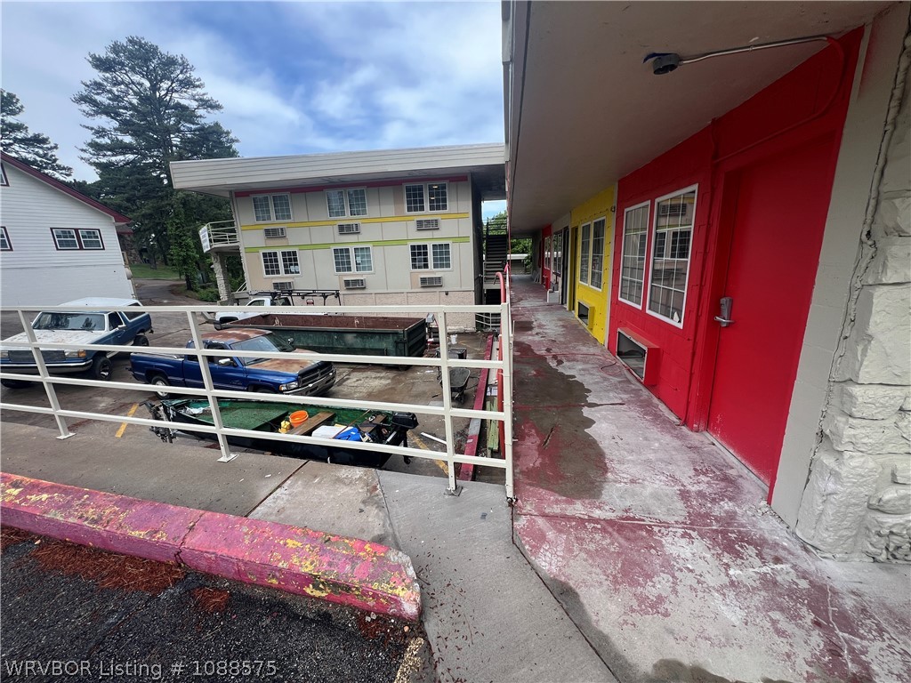 main property photo 14